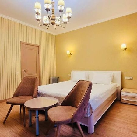 Altyn Aparthotel Astana Eksteriør bilde